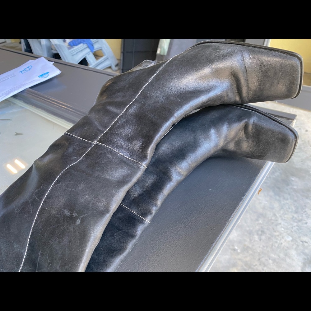 Ladies boots